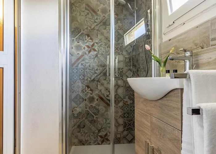 Semesterbostad Casa Florinda *